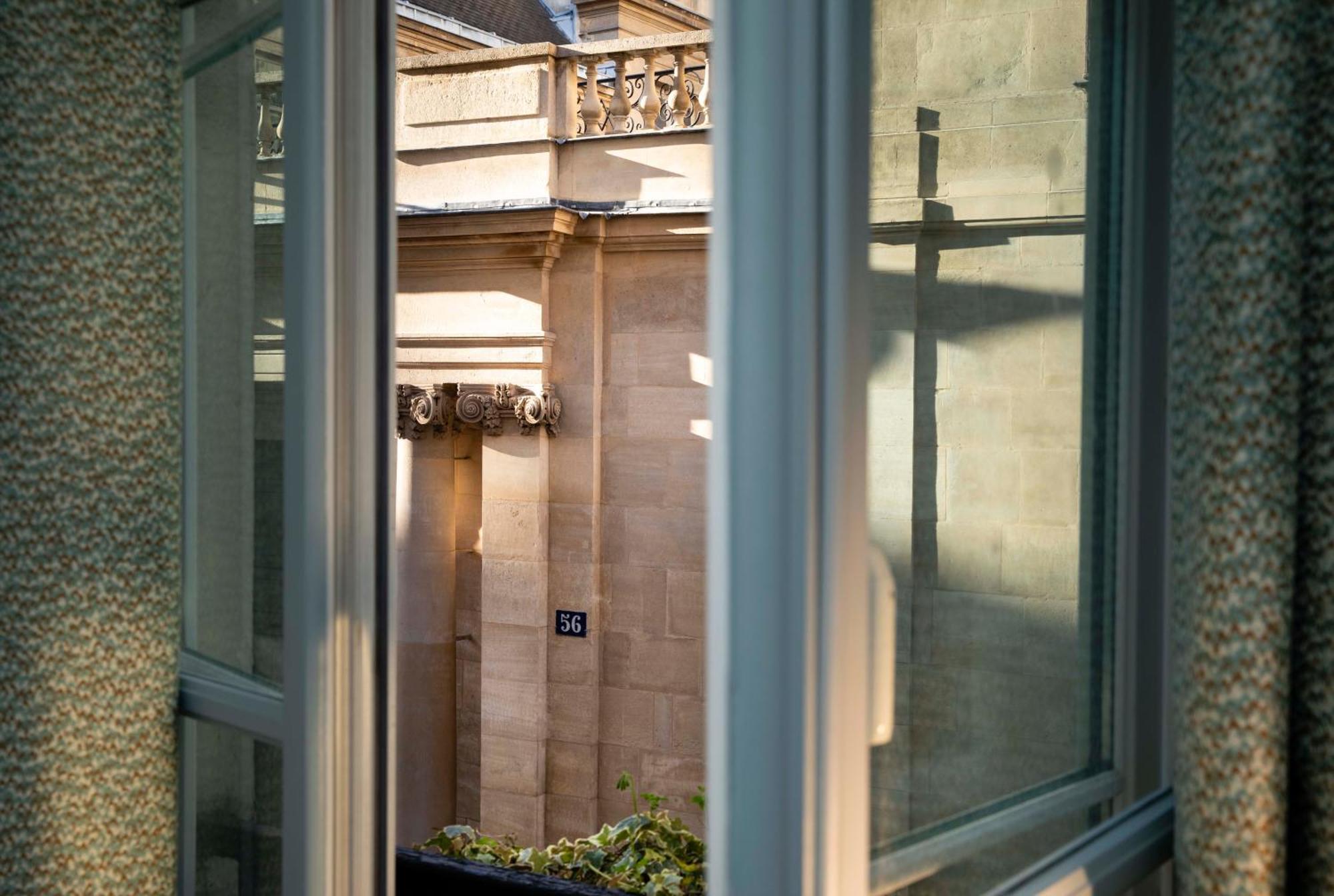 Hotel Pas De Calais Paris Exteriör bild